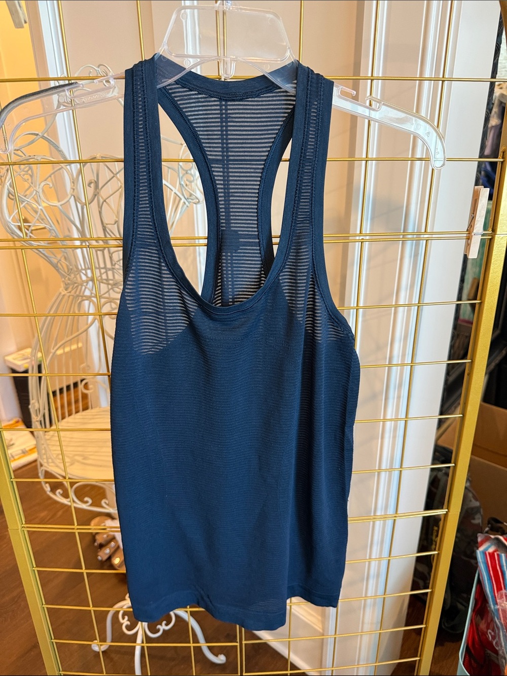 Women’s size 6 black Racerback Tank Top mesh striped